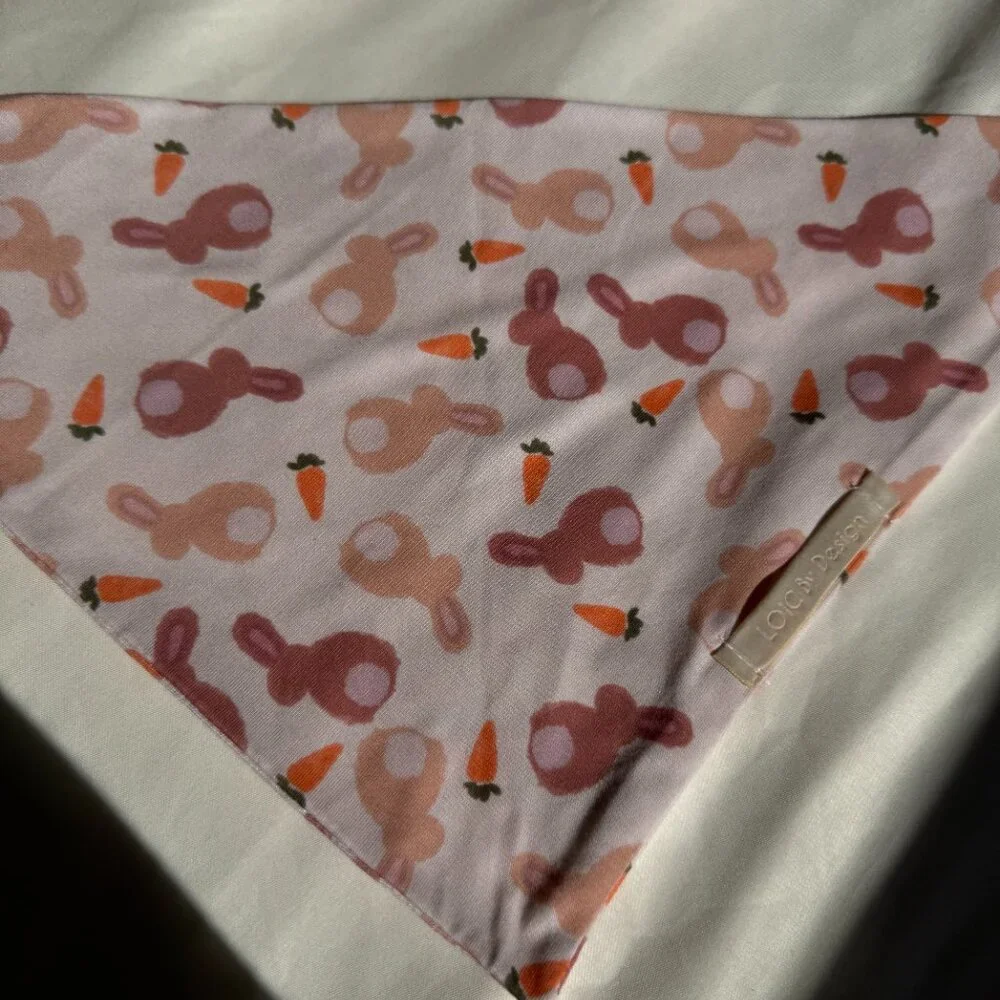NWT Loic by Design Bunnies & Carrots Pattern Easter Dog Bandana, Light Pink, M